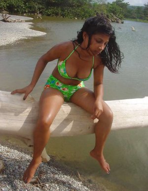 Shalina adult dating in Matteson
