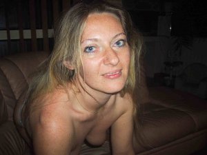 Claodia escortgirl à Orvault, 44